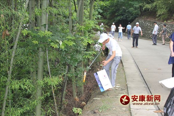 ��ʰ��ɫ��������������h��  �� ����  �z��.JPG